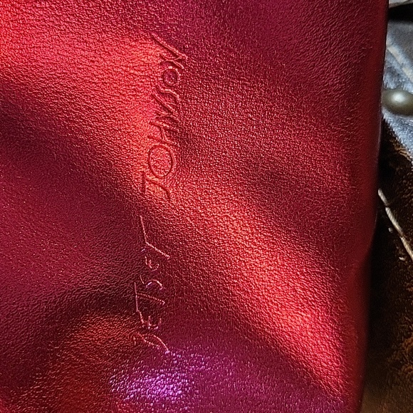 Betsy Johnson Travel Collection NWT - Picture 2 of 4